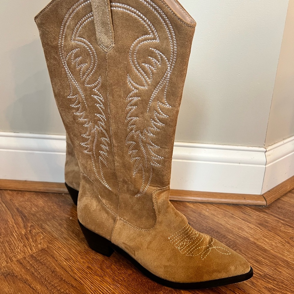 Tan Suede Western Boots